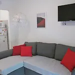 Claudia Апартаменти *