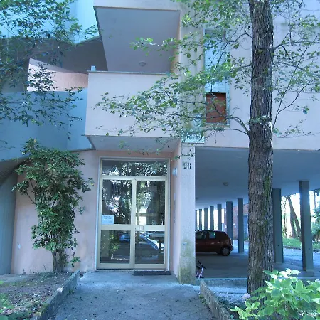 Apartment Claudia Grado